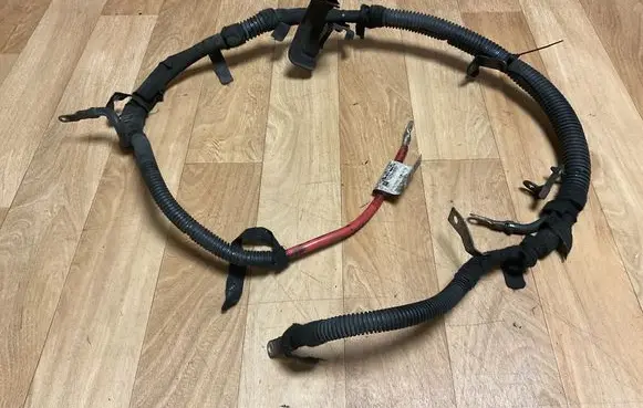 Opel Insignia A Positive cable (battery) 13295310 15042011