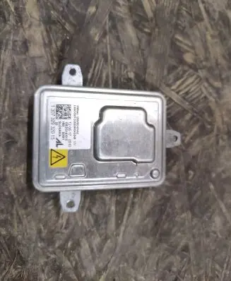 Headlight ballast module Xenon