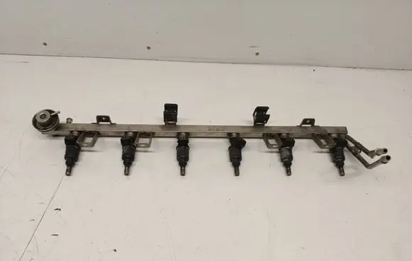 BMW 5 E39 Fuel main line pipe 14279851353 1427240