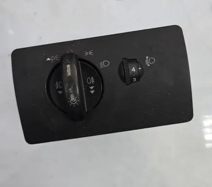 Ford Mondeo Mk III Light switch 1S7T13A024BB 04052711 016427B