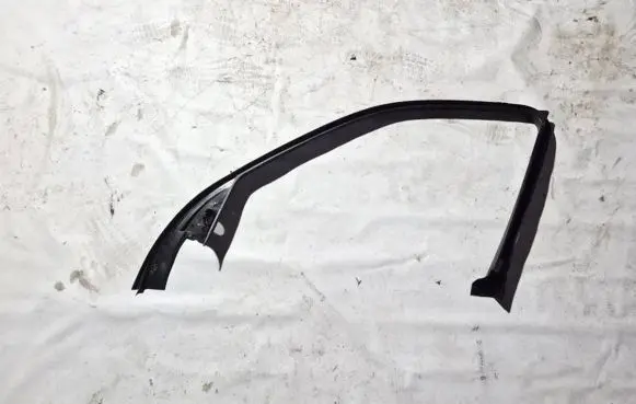 BMW X5 E70 Rubber seal front coupe door 51337129711 10834110