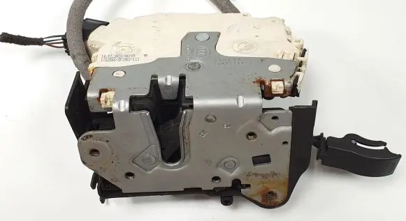 Land Rover Range Rover L322 Front door lock 3H42-21812-CE
