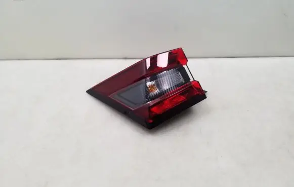 Nissan Juke II F16 Rear/tail lights 265556PA0A