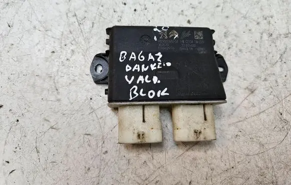 Peugeot 3008 II Tailgate/trunk control unit/module 9809260680