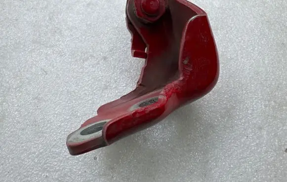 Ford Mustang VI Front door lower hinge 22811 34616 P001A