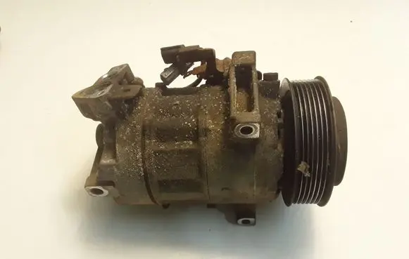 Nissan X-Trail T32 Air conditioning (A/C) compressor (pump) 926004CA3A