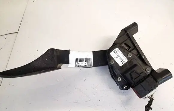 Opel Zafira B Accelerator throttle pedal 9202341 6pv008114-00