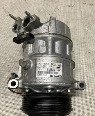 Land Rover Range Rover L405 Air conditioning (A/C) compressor (pump) CPLA19D629BG