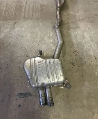 BMW 7 F01 F02 F03 F04 Muffler/silencer 7807103 7807110