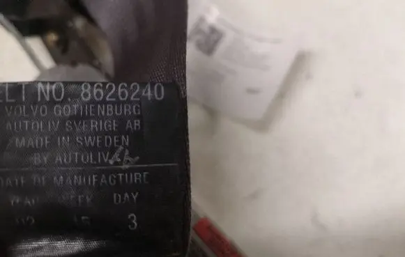 Volvo S60 Front seatbelt 8626240