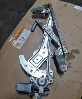 Subaru Forester SG Rear door window regulator with motor