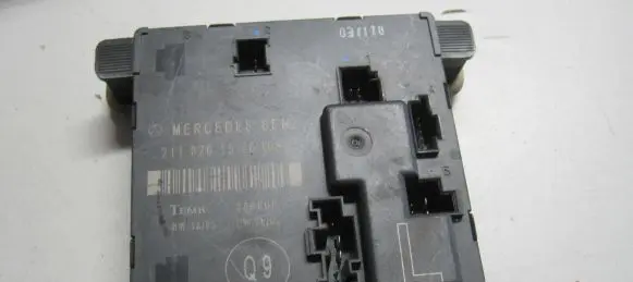 Mercedes-Benz E W211 Door control unit/module 2118201526