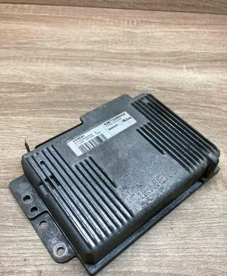Renault Megane I Engine control unit/module ECU HOM7700864454 7700105983