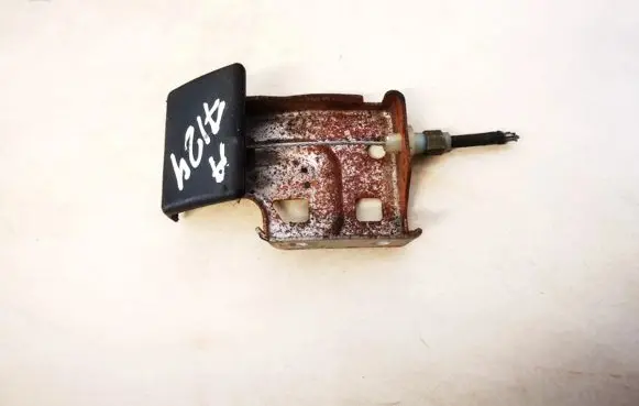 Nissan Almera Tino Engine bonnet (hood) release handle
