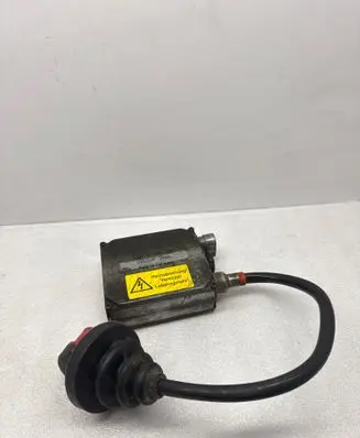 BMW X5 E53 Headlight ballast module Xenon 8386708 D2RD2R 2000R