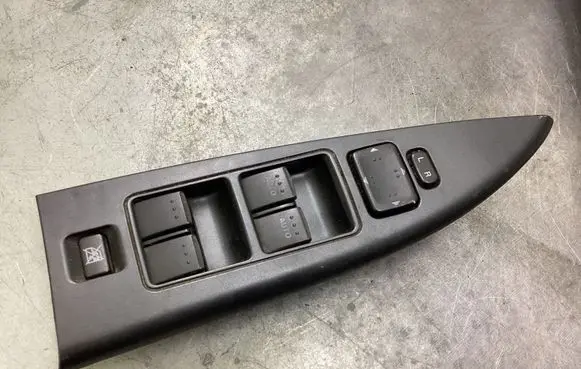 Mazda 6 Wing mirror switch GP7B684L6 PBTGF5