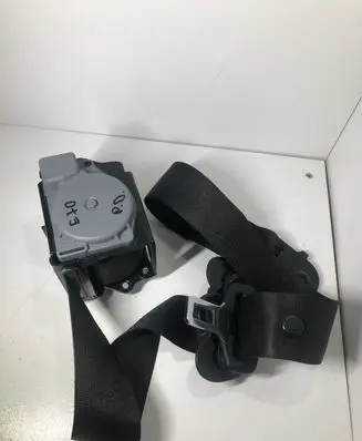 BMW X5 E70 Front seatbelt 30577152 3205007