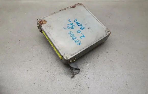 Mazda Xedos 6 Engine control unit/module