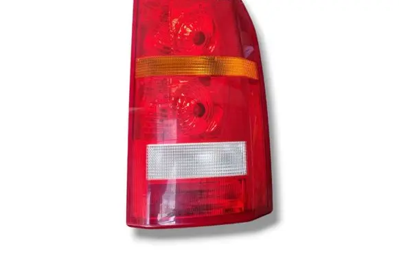 Land Rover Discovery 3 - LR3 Rear/tail lights 5H2213404CA XFB000563