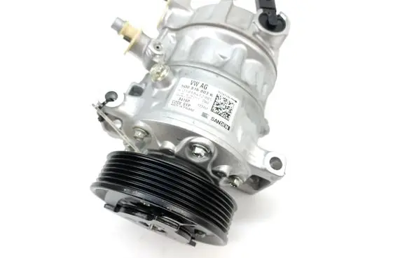 Volkswagen Crafter Air conditioning (A/C) compressor (pump) 5Q0816803K