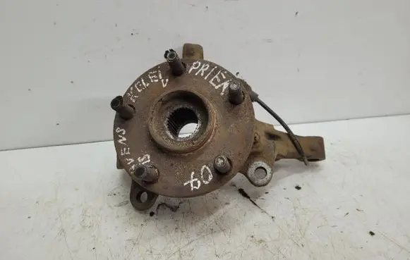 Toyota Avensis T250 Front wheel hub