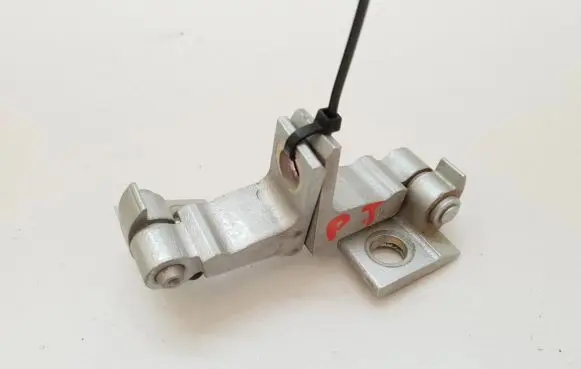 Skoda Scala Rear door lower hinge
