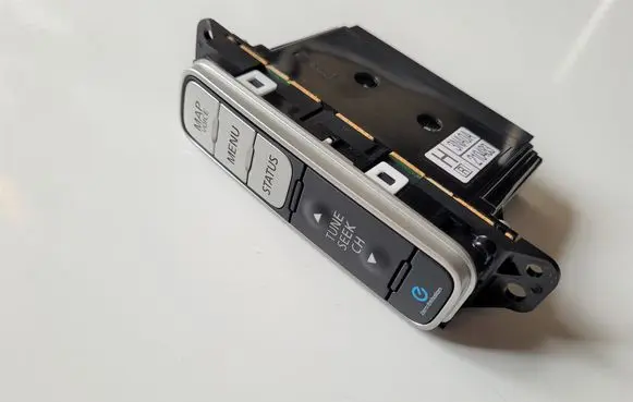 Nissan Leaf I (ZE0) Head unit multimedia control 283953NA0B 3NA0A210483 3NA0A