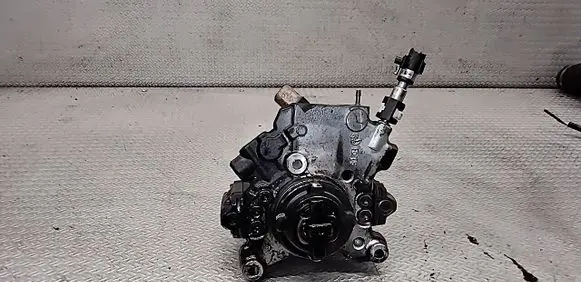 Chevrolet Orlando Fuel injection high pressure pump 25187375 28318239