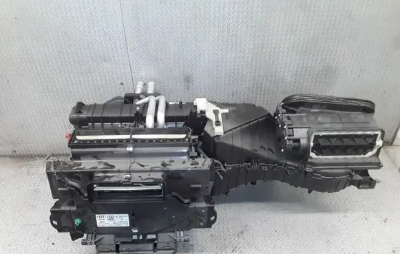 Interior heater climate box assembly