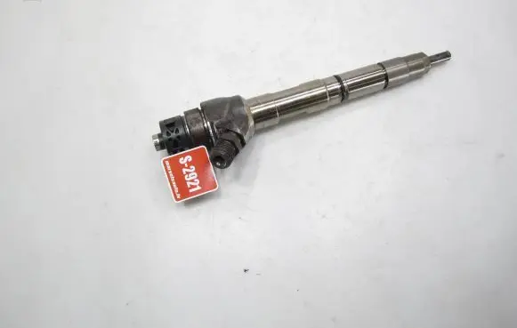 Fuel injector
