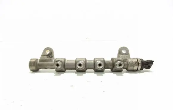 Opel Insignia A Fuel main line pipe 0445214221