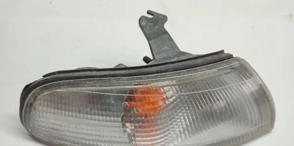 Mazda 626 Front indicator light 21061612 RKOITO21061612 014379011235
