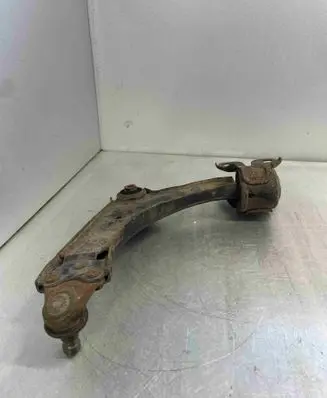 Volvo XC70 Front control arm ---