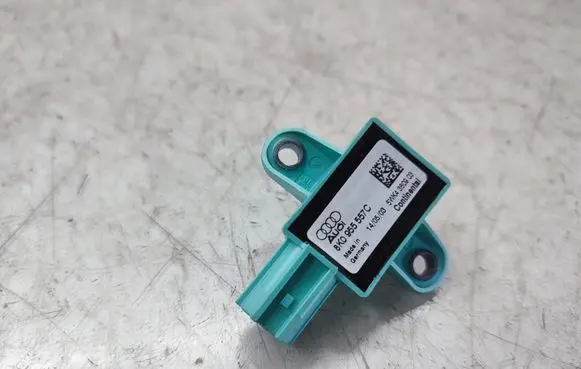 Audi A4 S4 B8 8K Airbag deployment crash/impact sensor 8K0955557C