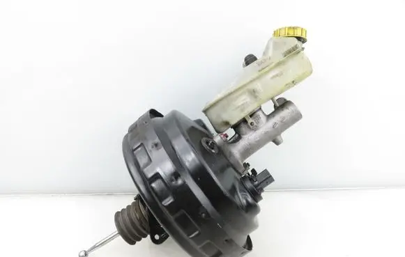 Volkswagen Transporter - Caravelle T5 Brake booster 03786937024 7H0612101H