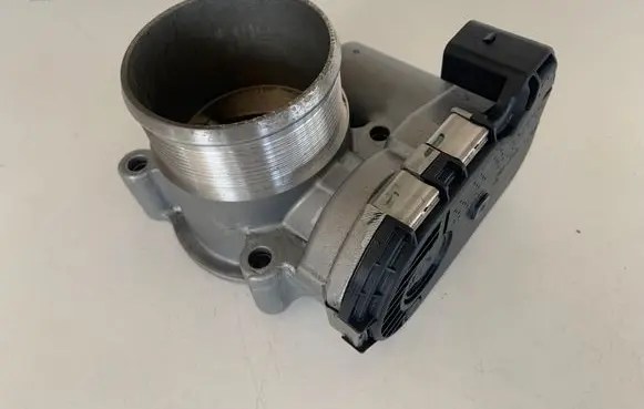 Audi Q5 SQ5 Throttle valve 06K133062AG