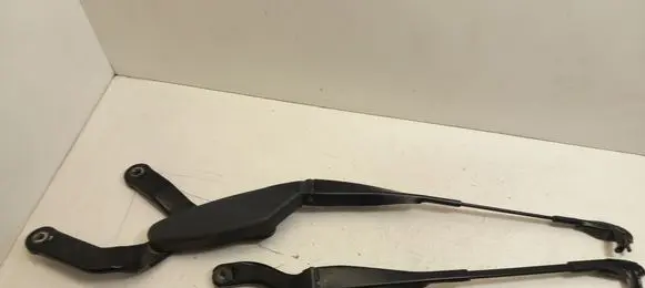 Mercedes-Benz E W211 Front wiper blade arm A2118201244 A2118201144 2118201244