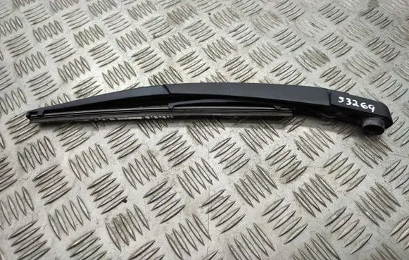 Nissan X-Trail T32 Rear wiper blade arm