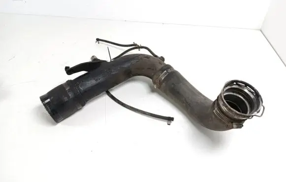 Toyota Auris 150 Intercooler hose/pipe 173620R021