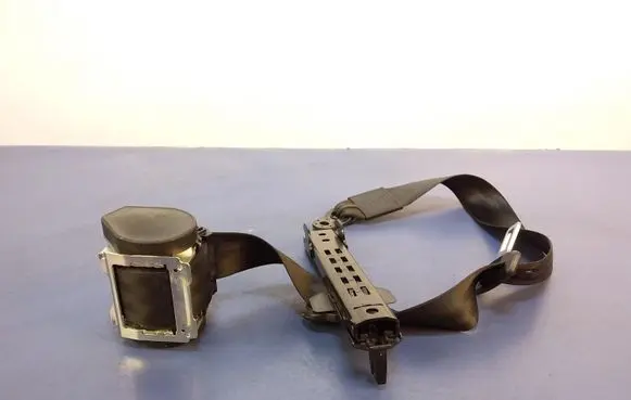 Audi Q7 4L Front seatbelt 606669800