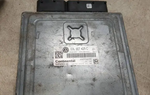 Volkswagen Caddy Engine control unit/module 03L907425C 5WP42902AA