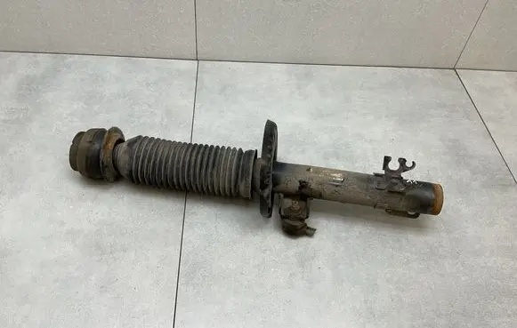 Audi A1 Front shock absorber/damper 6R0413031AR
