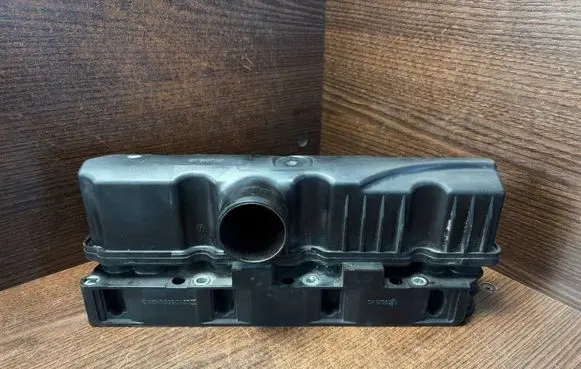 Mercedes-Benz Vito Viano W639 Intake manifold 6460900837 A6460900837