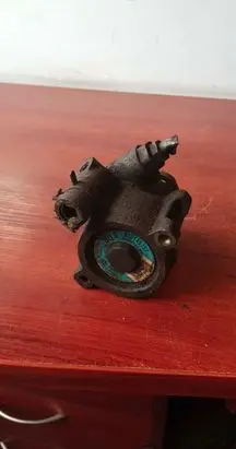 Volkswagen Golf IV Power steering pump 030145157