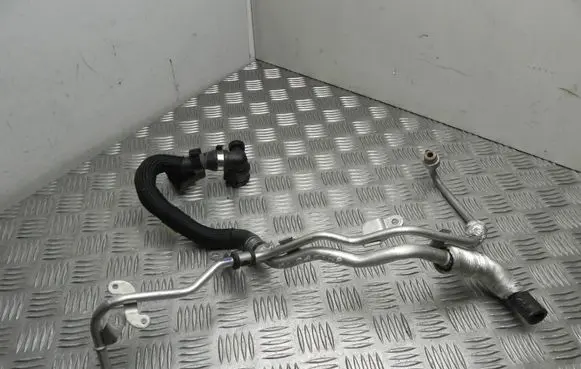 Alfa Romeo Giulia Engine coolant pipe/hose 9520467700 VD18948