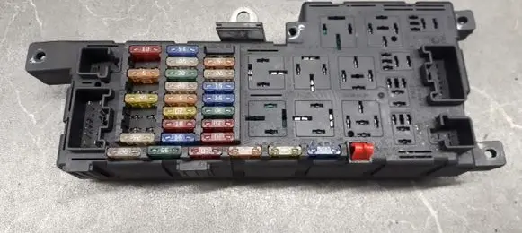 Volvo XC90 Fuse box set 518826003