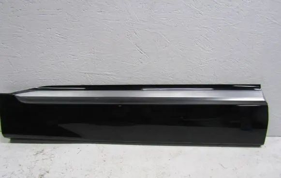 Hyundai Santa Fe Front door trim (molding) 