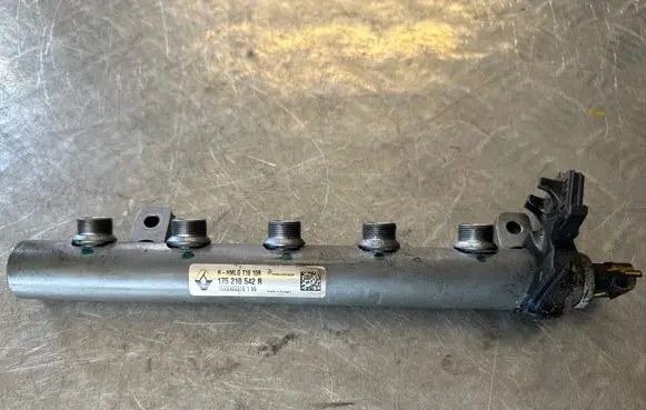 Renault Trafic III (X82) Fuel main line pipe 175210542R 8200897892 H8200897892