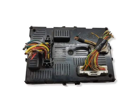 Nissan Micra Comfort/convenience module 284B2EM01E 18521061 00023735