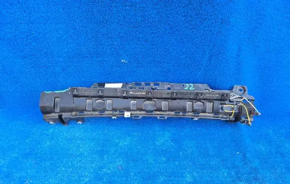 BMW X4 G02 Rear bumper mounting bracket 8081897 8494949 8494948